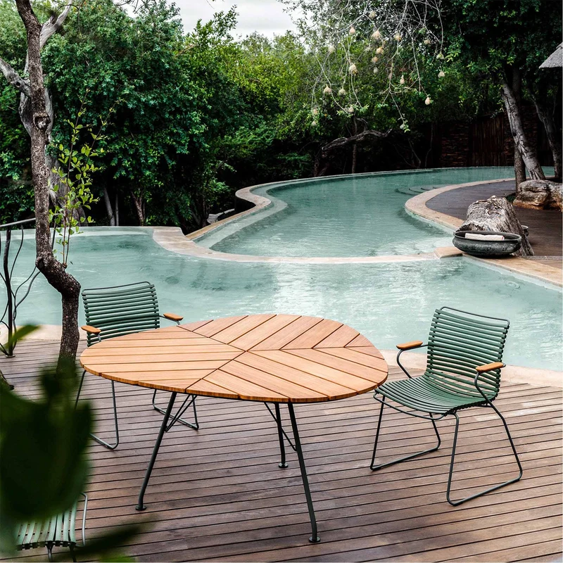 Leaf Gartentisch
