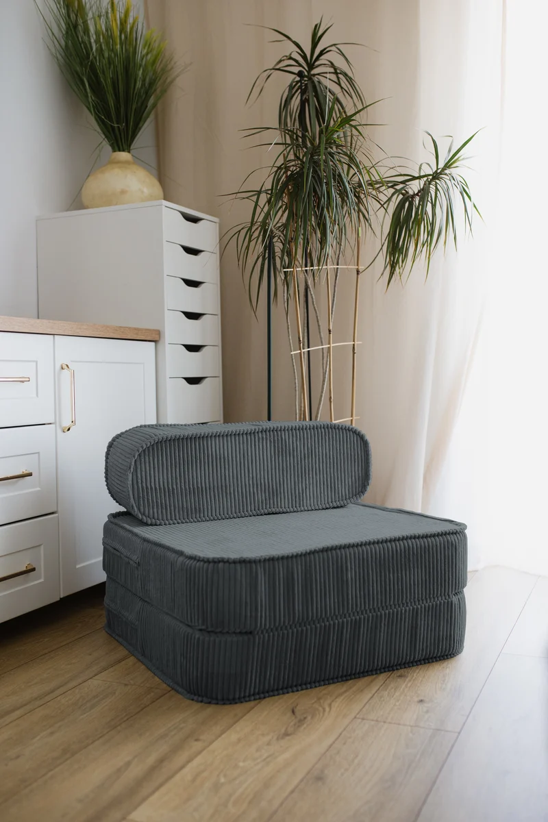 Zweiteilige Klappmatratze mit Kopfstütze – Komfort, Stil und Vielseitigkeit in Ihrem Zuhause!
