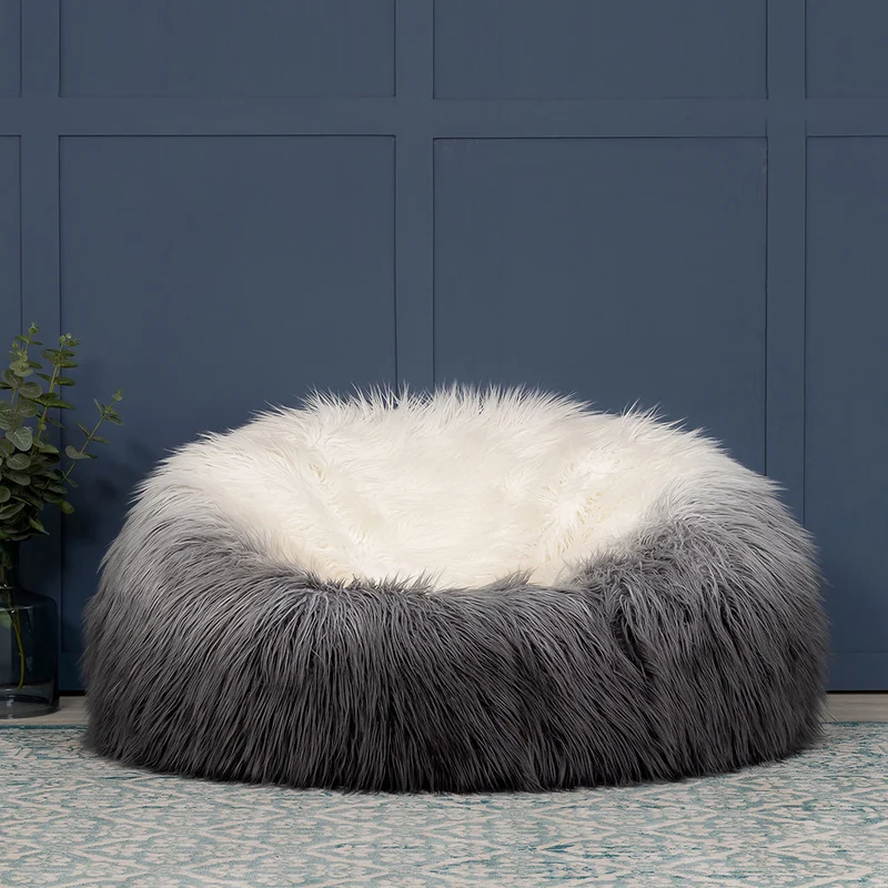 Sitzsack aus Kunstfell – Grau