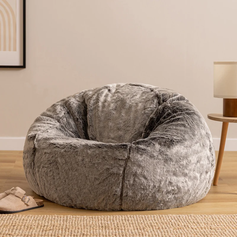 Arctic Wolf klassischer Kunstfell-Sitzsack, Grau