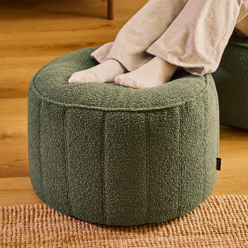 Runder Milano Bouclé Fußhocker – Olivgrün