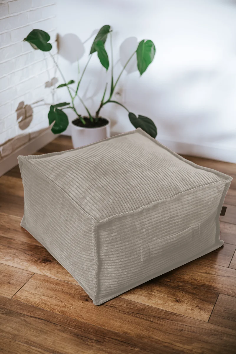 Quadratische Cord-Sitzpouf, ideal für das Kinderzimmer