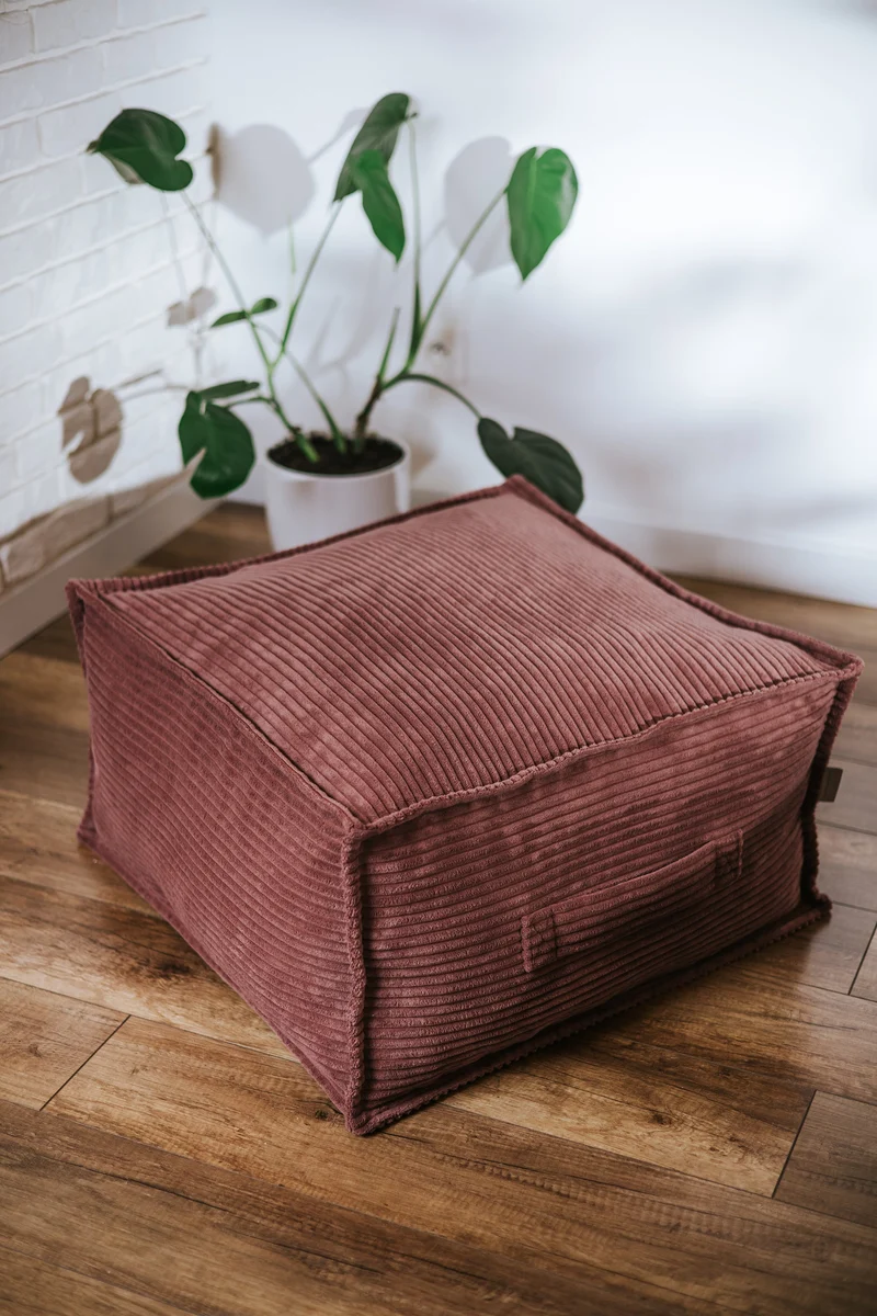 Quadratische Cord-Sitzpouf, ideal für das Kinderzimmer