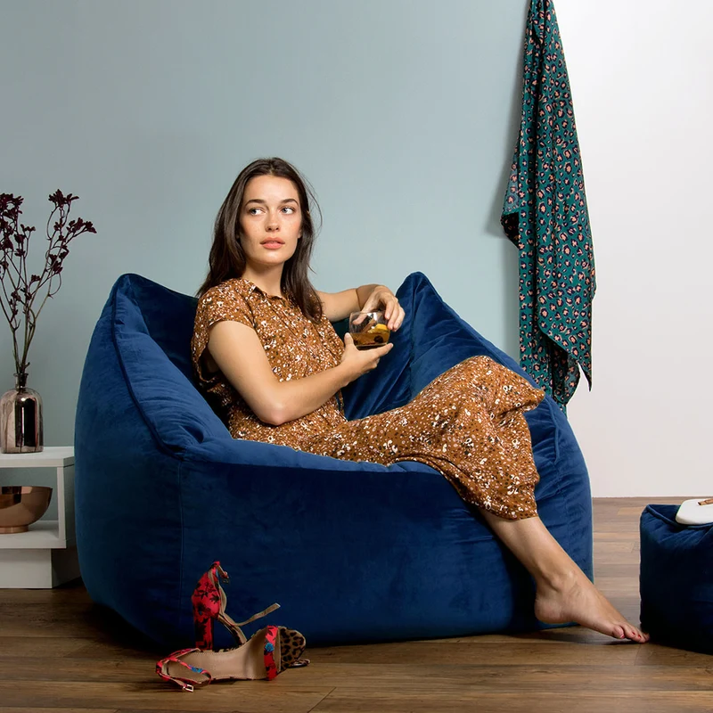 Natalia Samt-Sitzsack – Marineblau