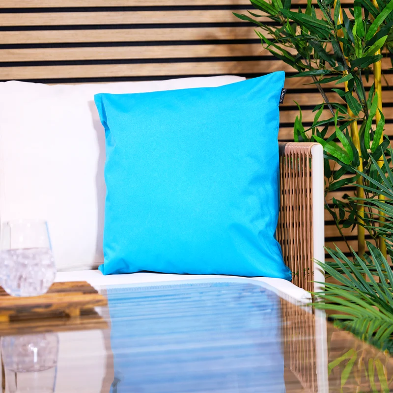 Unifarbenes Kissen für drinnen und draußen – Aqua