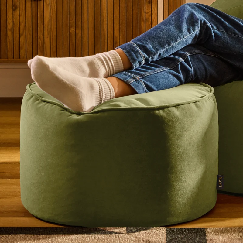 Milano Samt-Sitzpouf – Olive