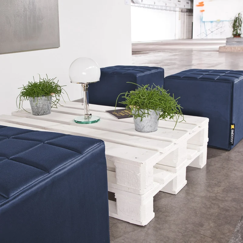 Cube Sitzwürfel in Indigo-Blau