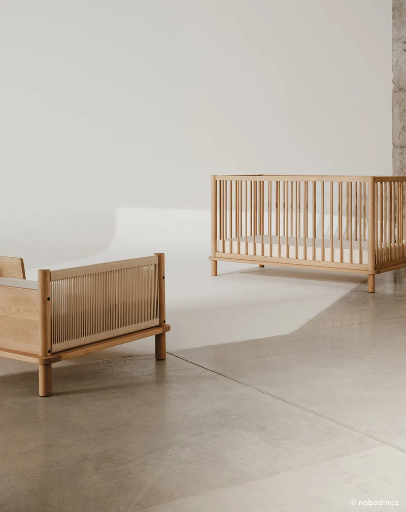 Pack solid oak wood junior bed + 2 safety rails Latitude