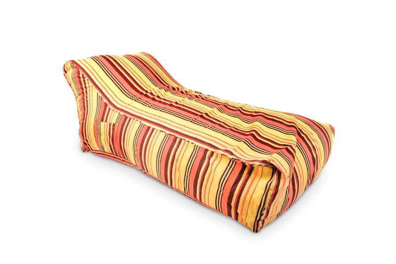 Lounge Daybed Bezug mit roten Streifen