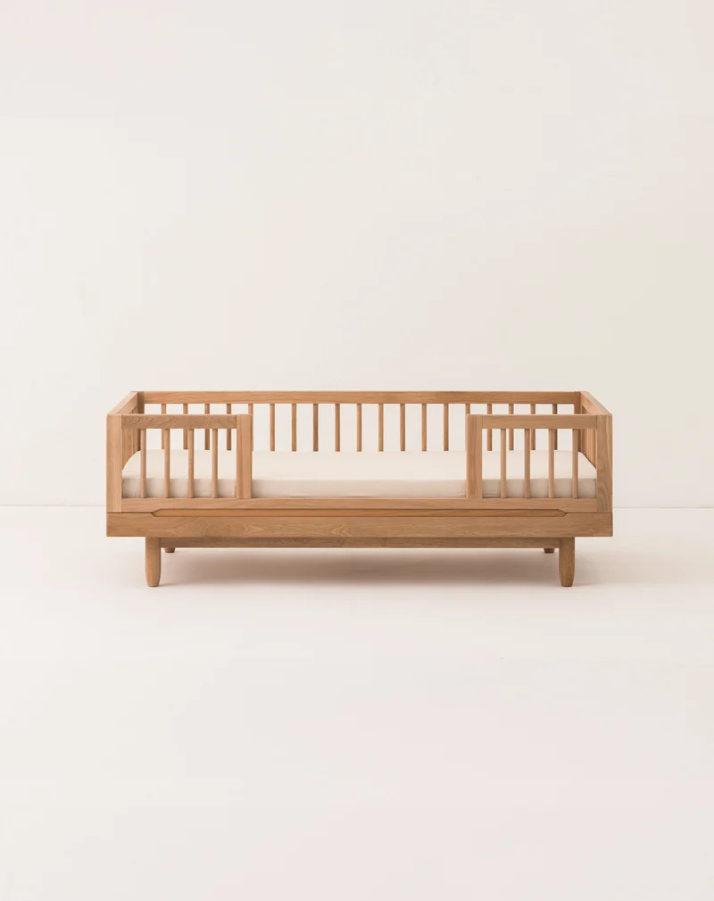 Oak wood junior bed Pure