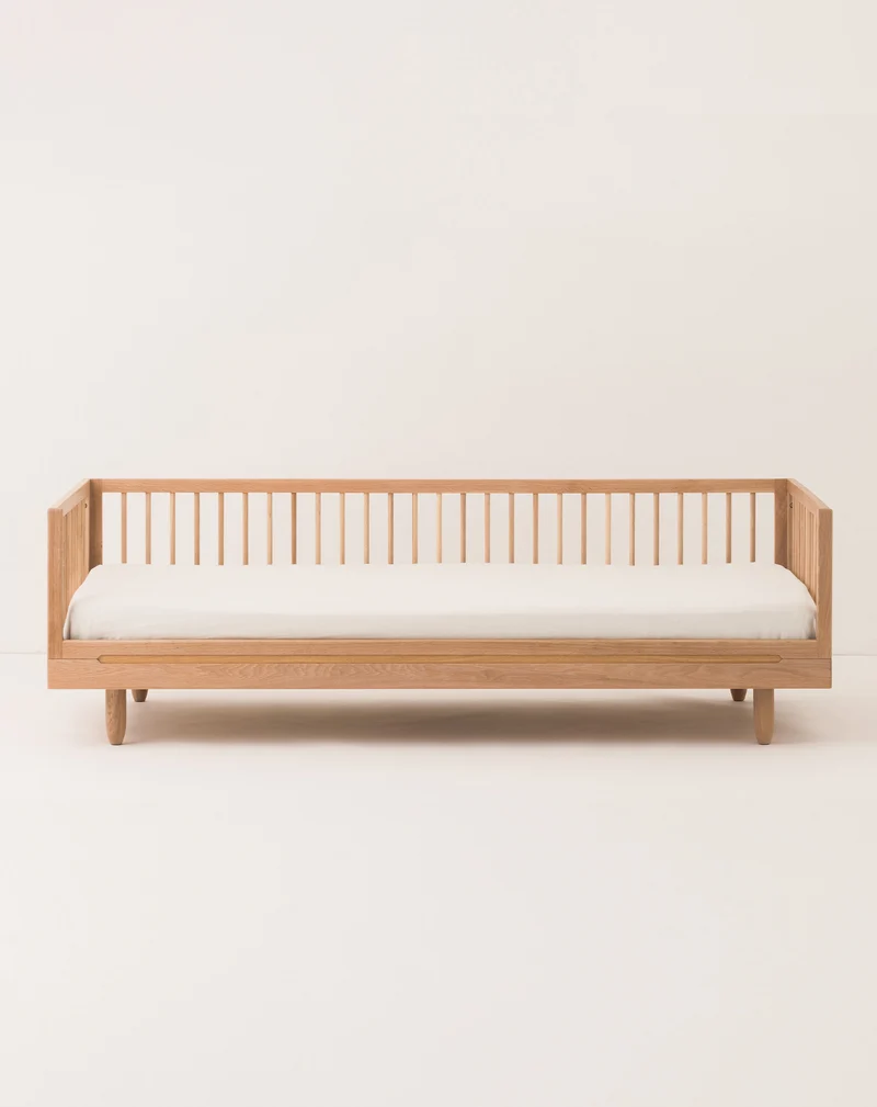 Oak wood single bed Pure