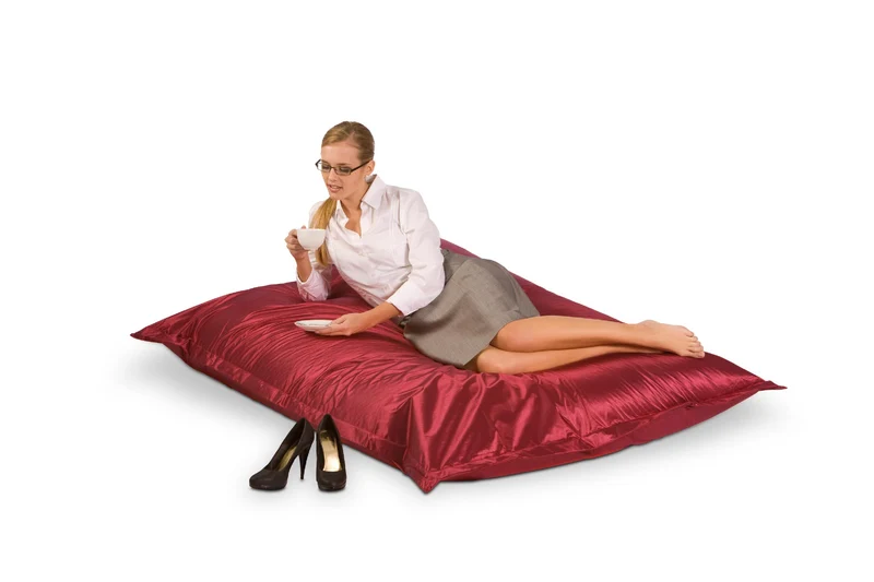 Sitzsack Metallic in Rubin-Rot