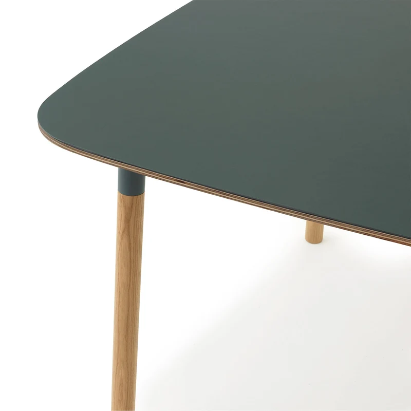 Normann Copenhagen Tisch | Form