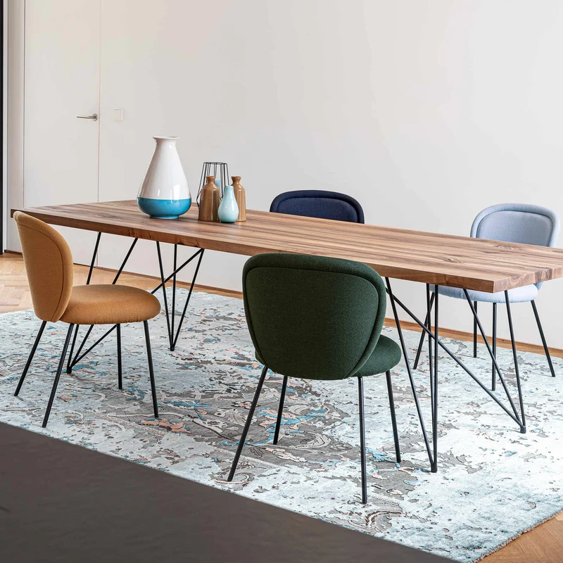 Janua Tisch | GN 01 Stilt