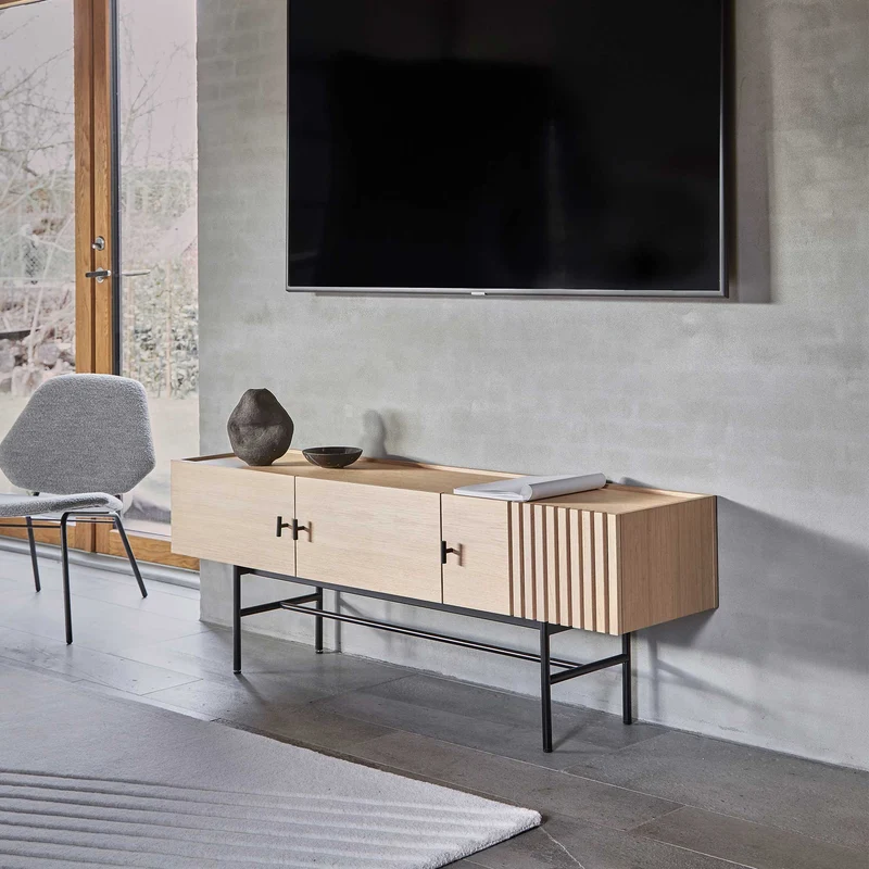 Array low Sideboard