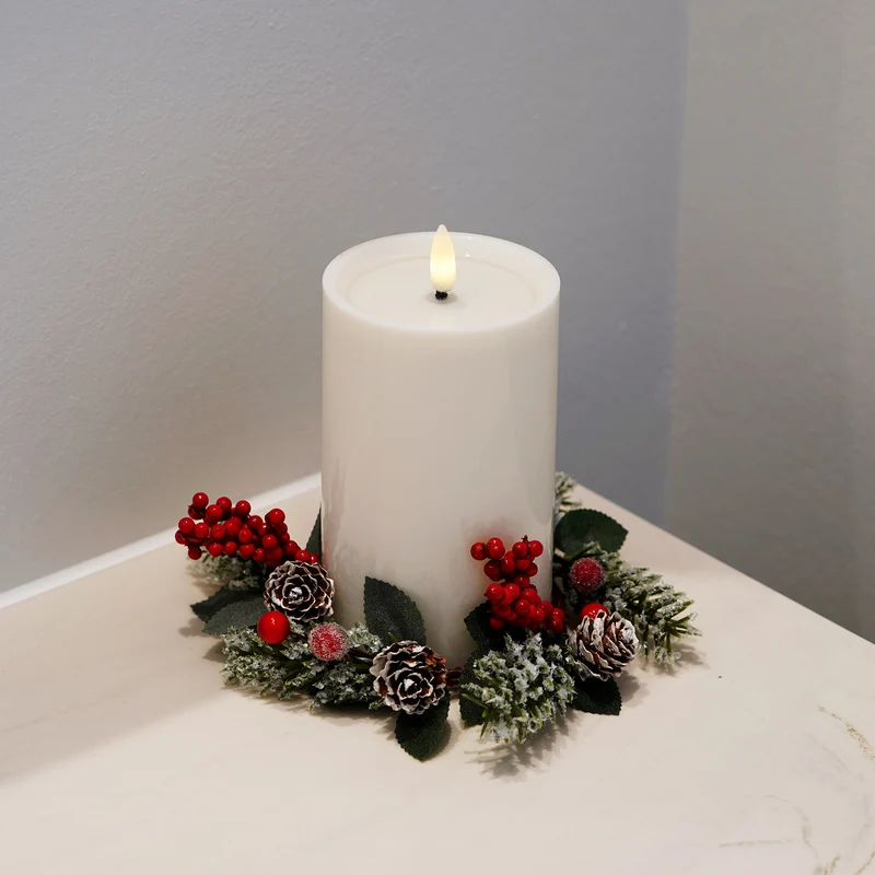 Pine Mini Kranz - Beeren Ø8 cm