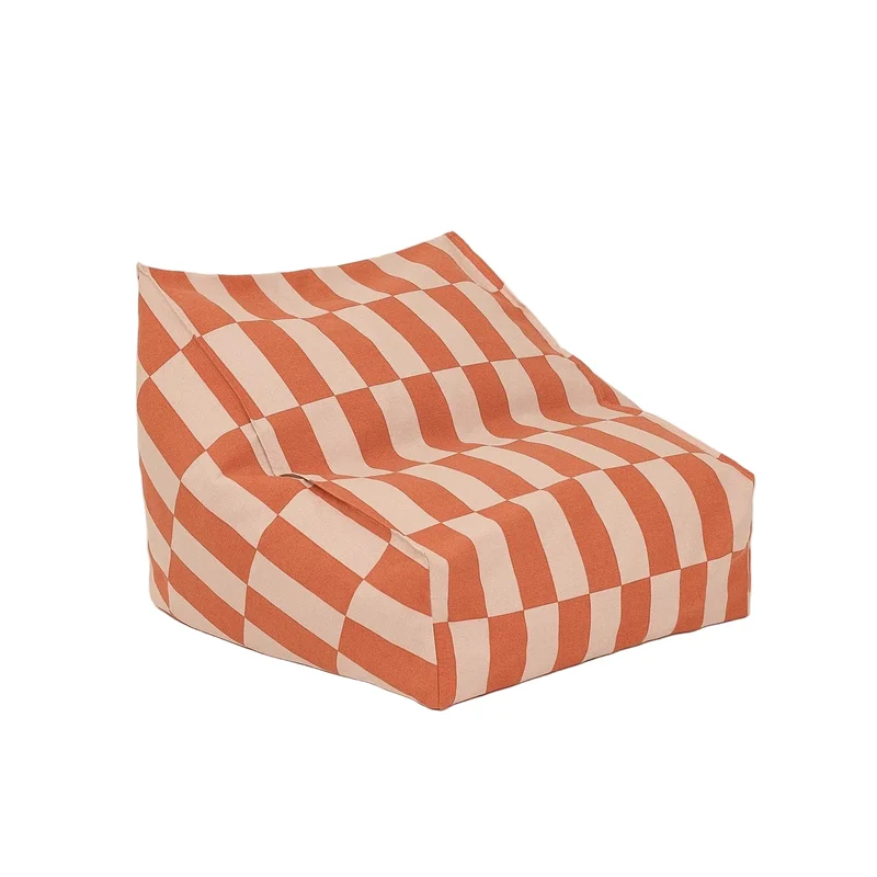 Pouf d'extérieur pour enfant en tissu déperlant à carreaux rouge et rose 68 x 40 x 60 cm Vibes - Nobodinoz