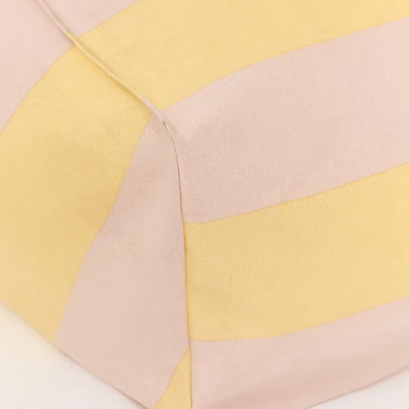 Pouf d'extérieur pour enfant en tissu déperlant à rayures jaune et rose 68 x 40 x 60 cm Vibes - Nobodinoz