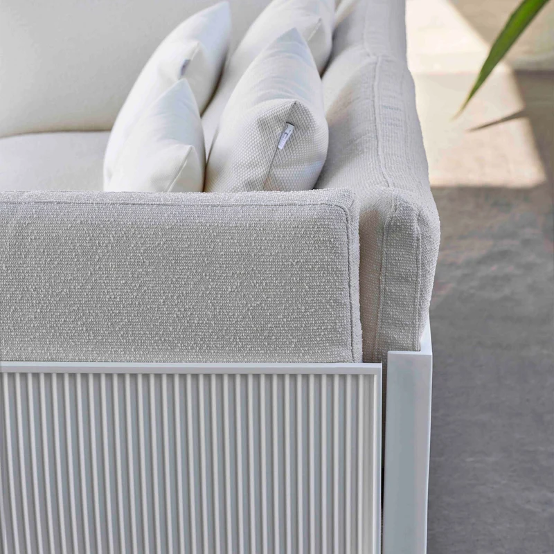 Gandia Blasco Sofa | Onde