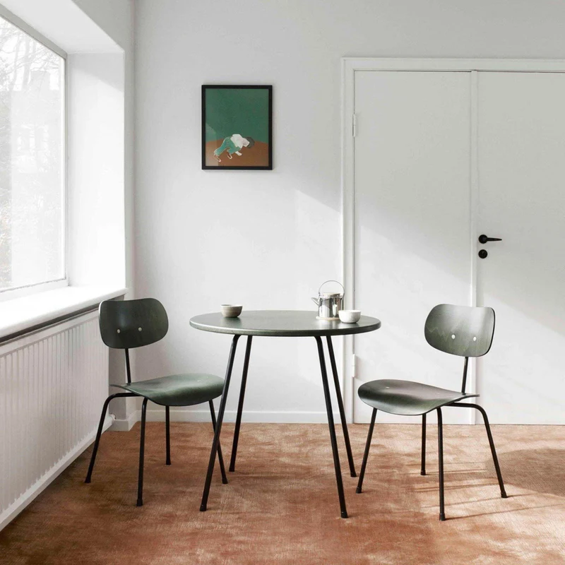 WilSE 330 Tisch