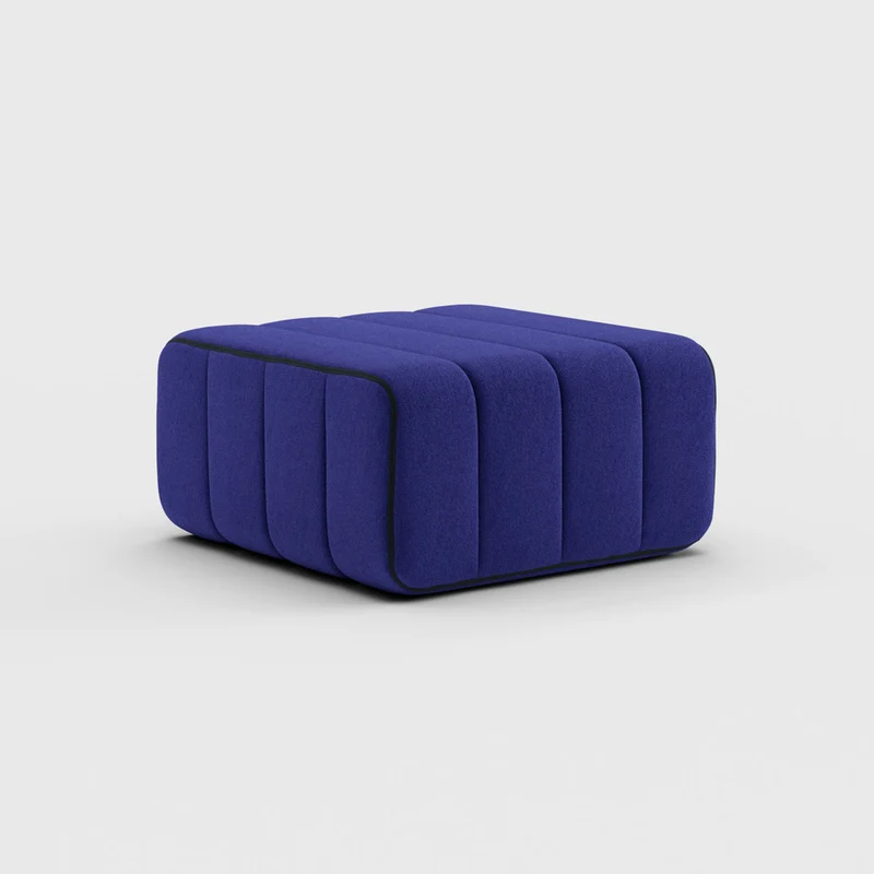 Curt Sofa