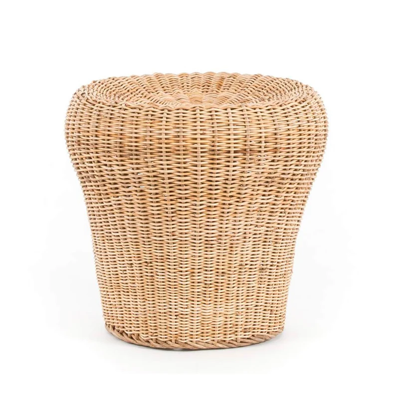 E14 Rattan Hocker