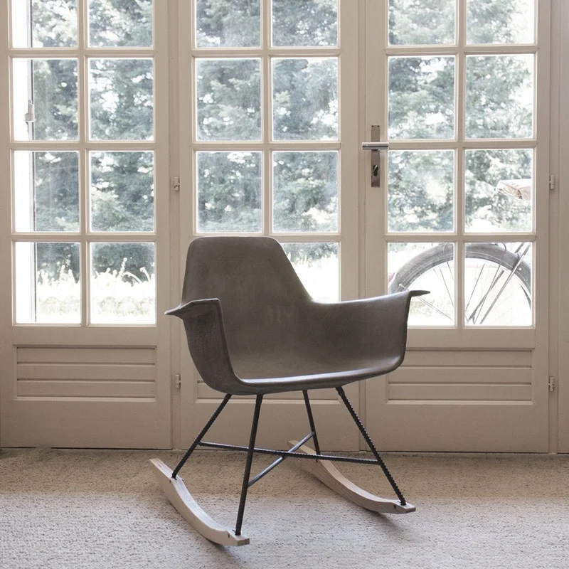 Chaise avec accoudoirs à bascule Hauteville - Lyon Béton