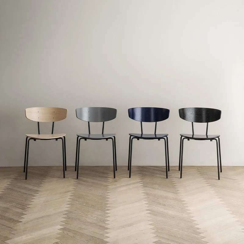 Chaise empilable bois et métal Herman Noir - Ferm Living