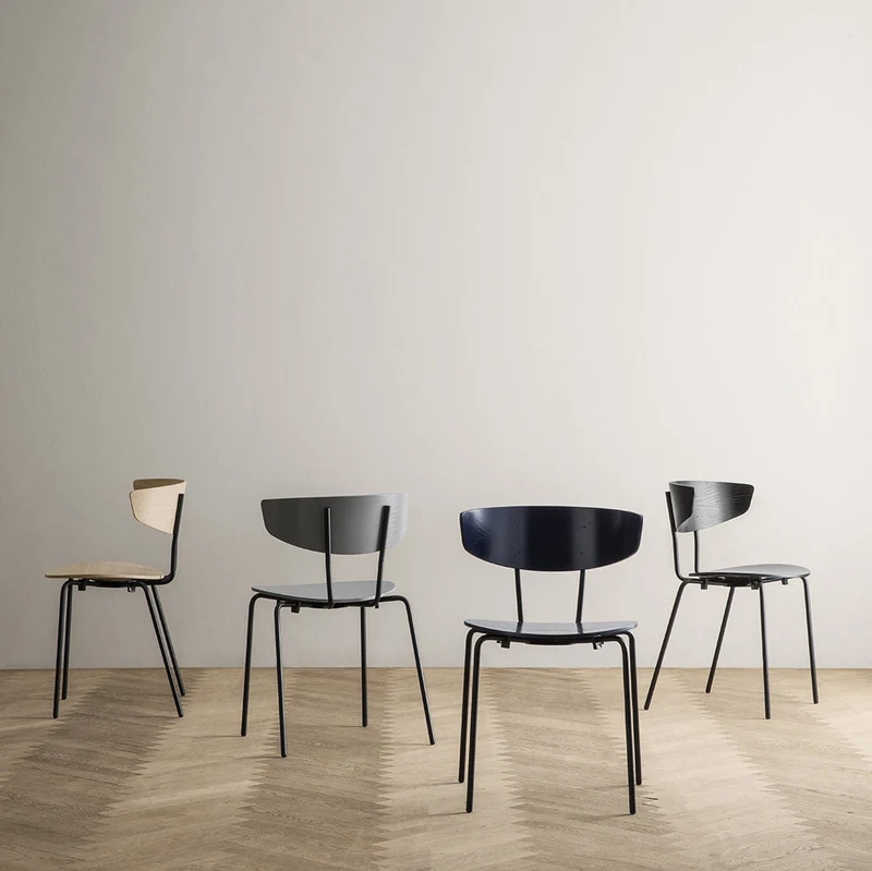 Chaise empilable bois et métal Herman Noir - Ferm Living