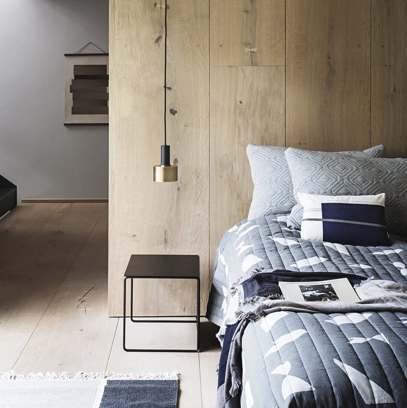 3 tables basses gigognes en métal noir Cluster - Ferm Living