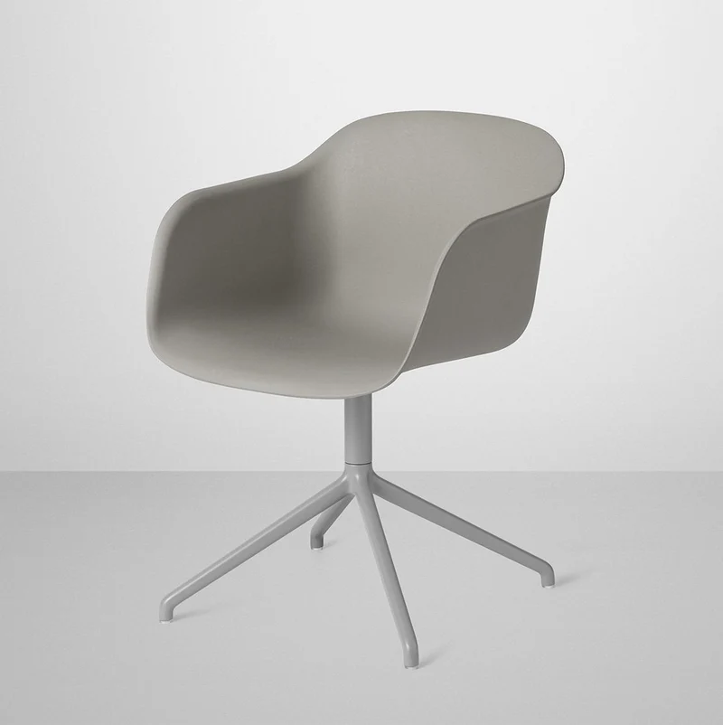 Fauteuil gris piétement pivot Fiber - Muuto