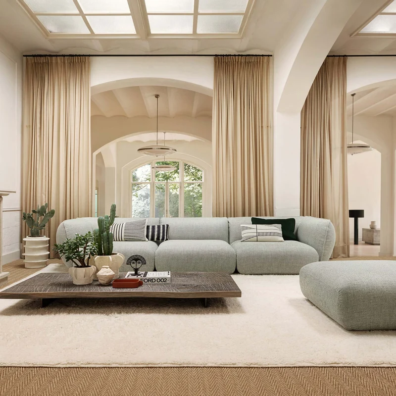 Mia Sofa