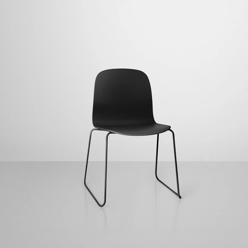 Chaise noir Visu II - Muuto