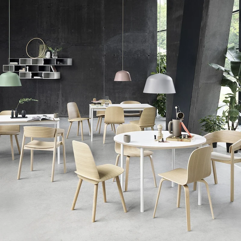 Chaise noir Visu II - Muuto