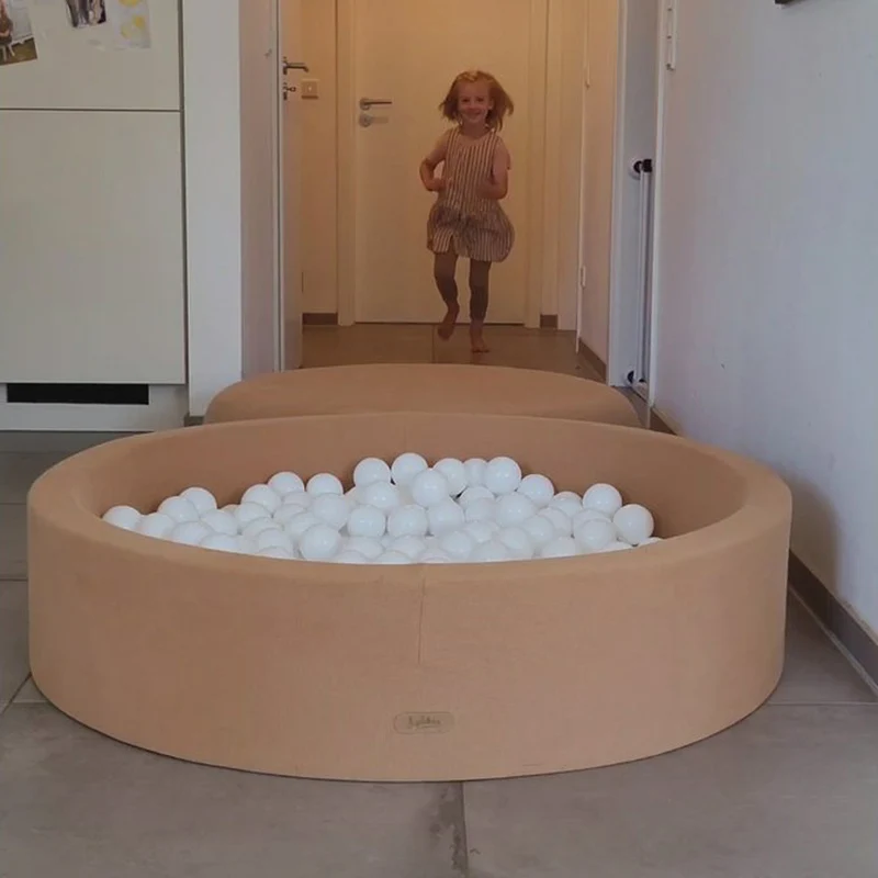 Rundes Bällebad 115 cm mit 300 Bällen, Bezug aus hochwertigem Waffelstrick