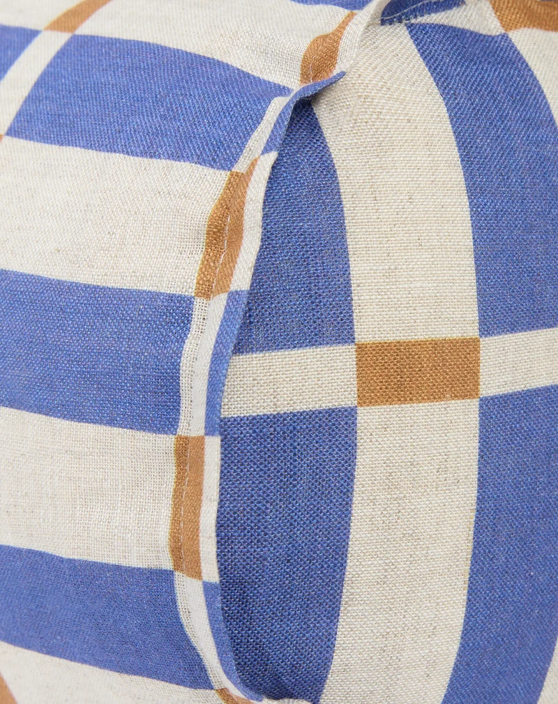 Cylinder cushion in french linen Cliff