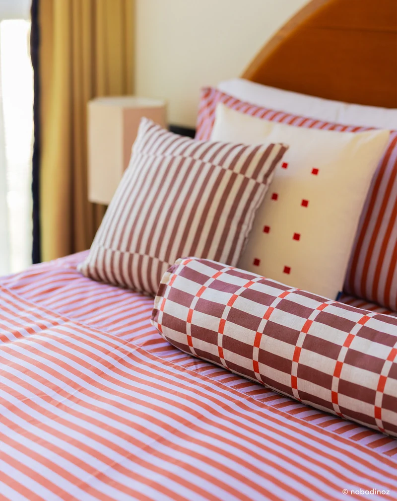 Cylinder cushion in french linen Cliff