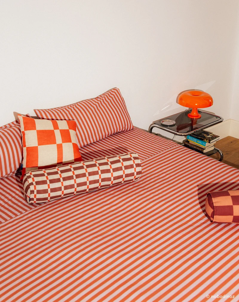 Cylinder cushion in french linen Cliff