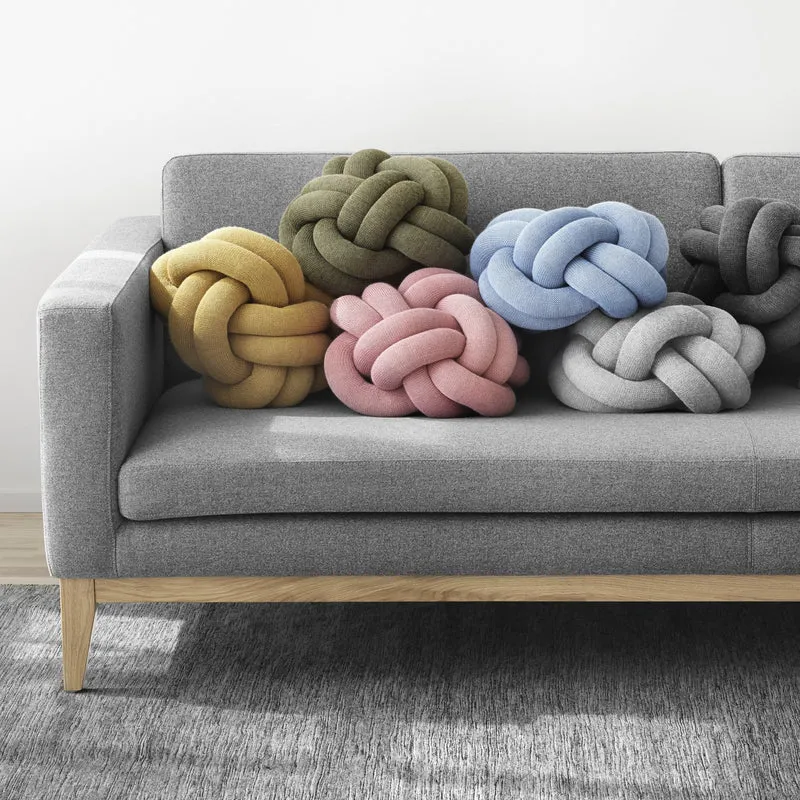 Coussin bleu marine Knot 30cm - Design House Stockholm