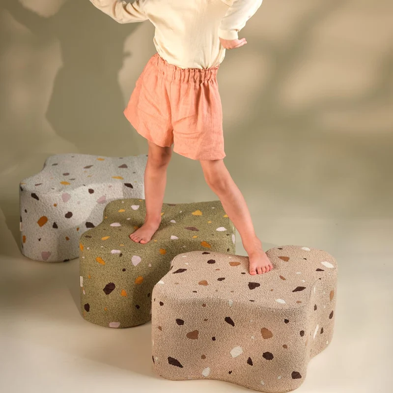 Pouf Wolke im Terrazzo Design