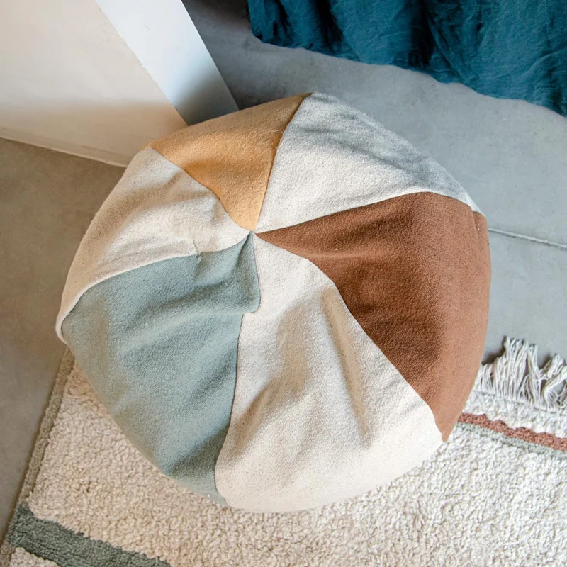 Pouf Ball