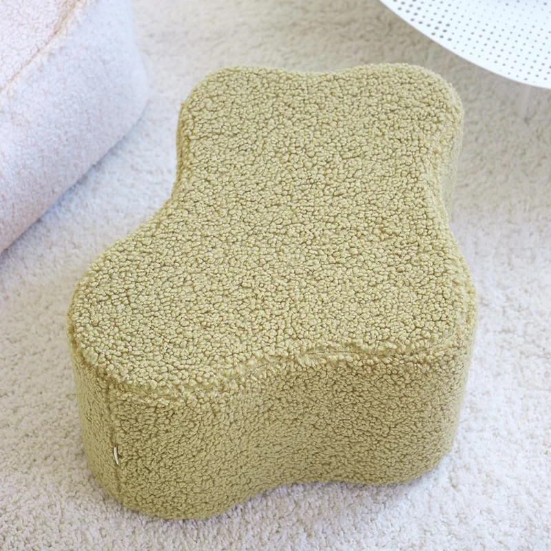 Pouf Wolke aus Teddy-Stoff