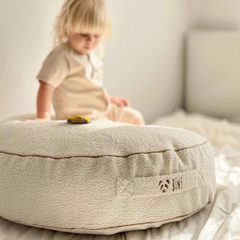 Bodenkissen Plushy aus Plüschstoff