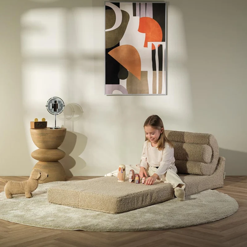 Klappsessel Flipster aus Teddy-Stoff