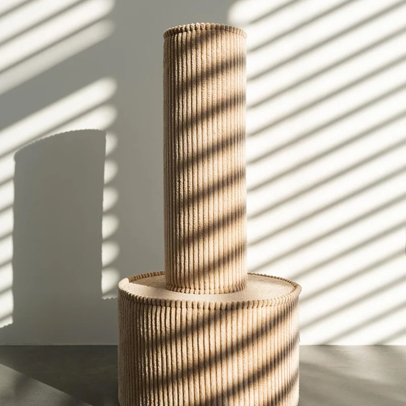 Rollenkissen aus Kordsamt