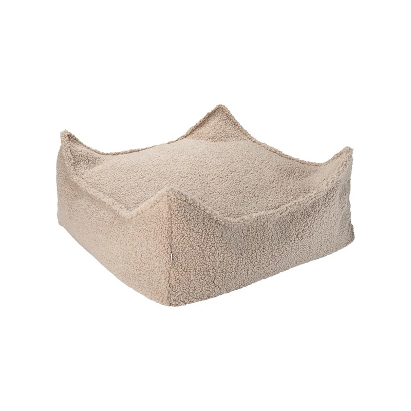 Bodenkissen aus Teddy-Stoff