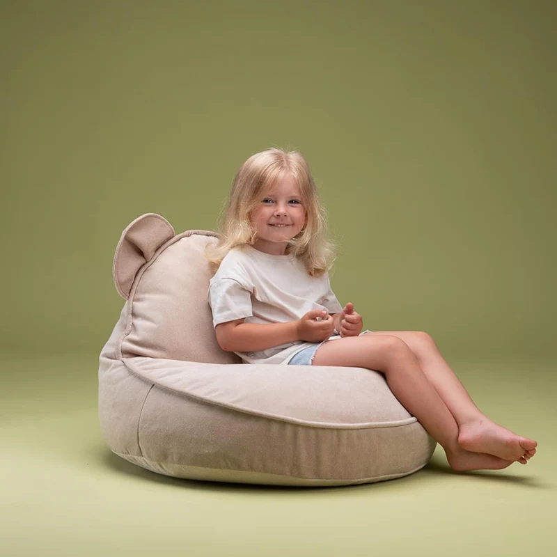 Bär-Beanbag aus Samt