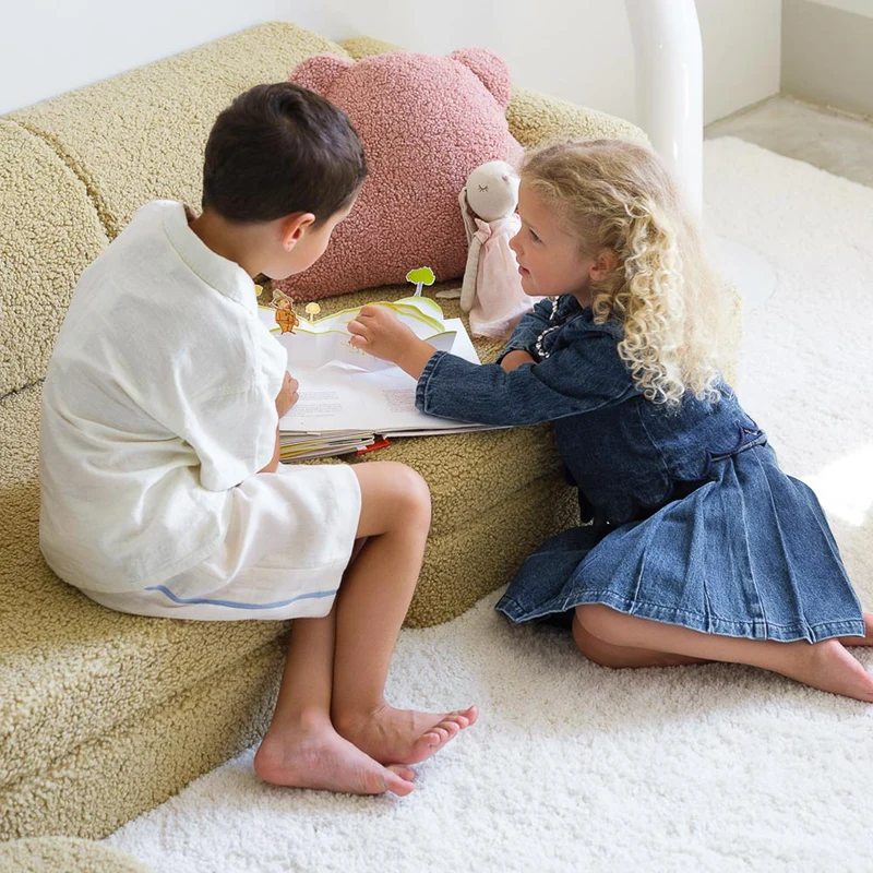 Modulares Sofa aus Teddy-Stoff