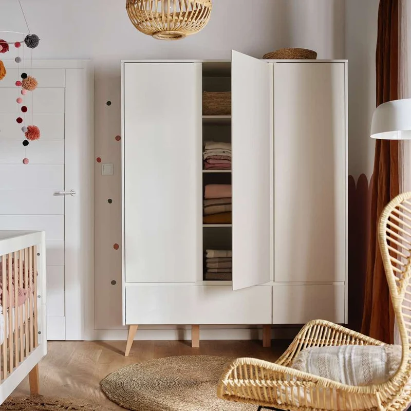 Kleiderschrank Swing 3-Türig