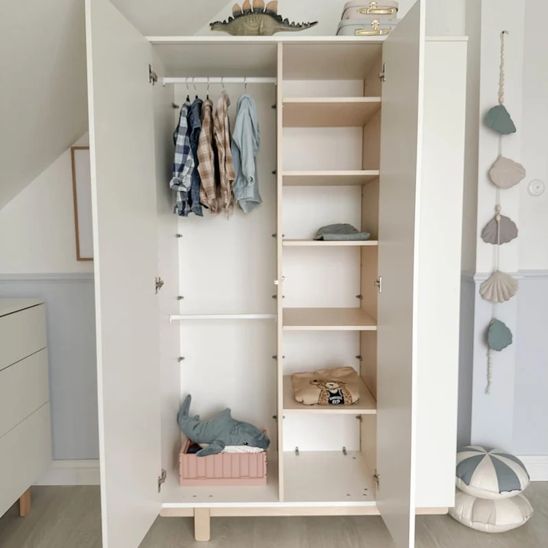 Kleiderschrank Mellou